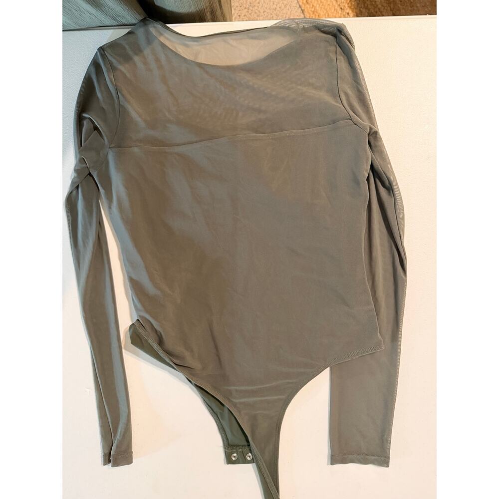 reoria olive mesh sheer and covered bodysuit long sleeve l euc - Picture 4 of 7